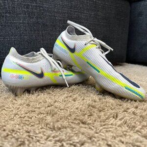 Nike Phantom GT2 Elite FG Soccer Cleats Womens Size 7